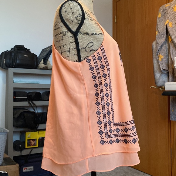 Blu Pepper tank top - Picture 2 of 4